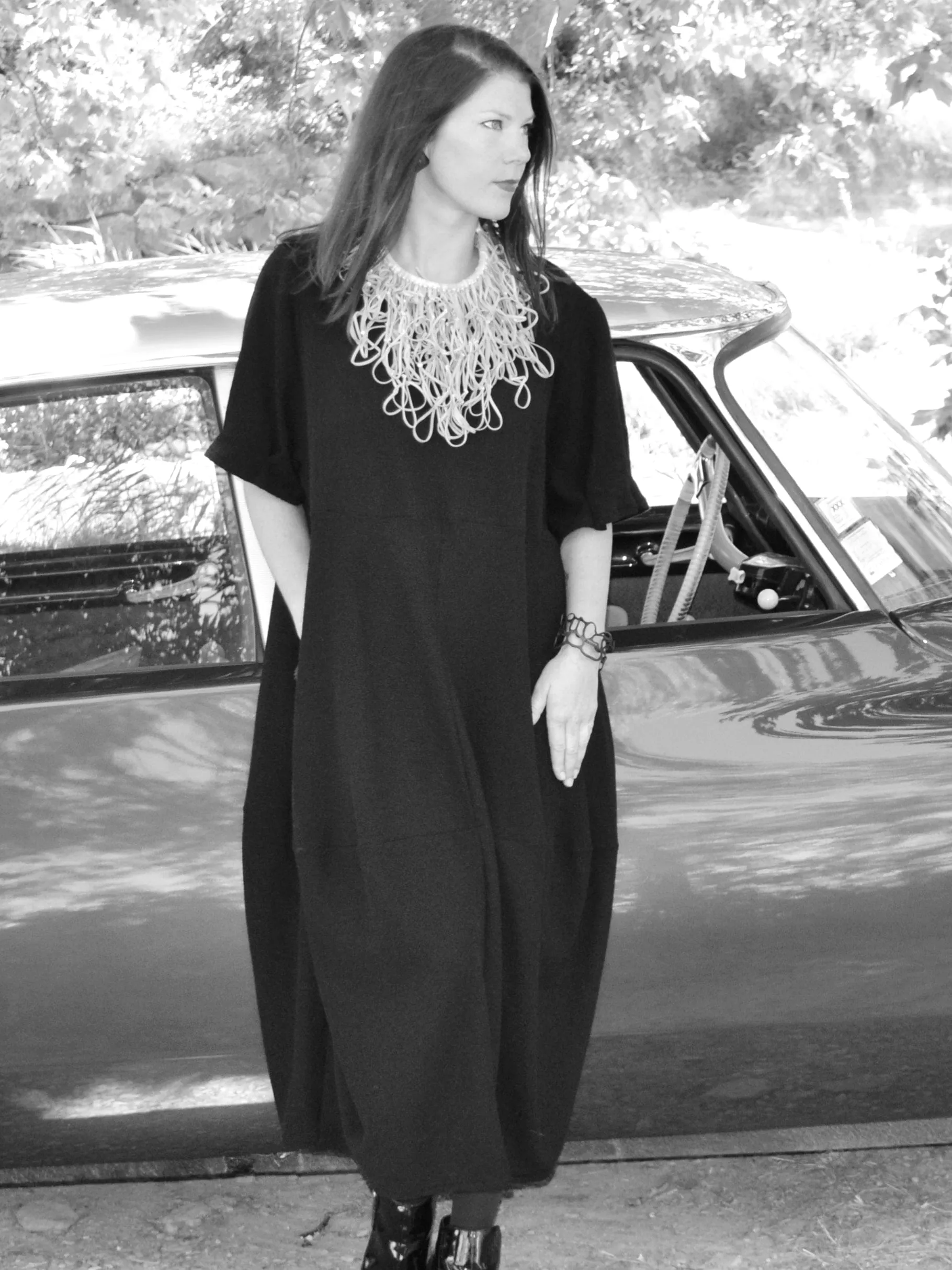 ROBE noire boule, ou tulipe