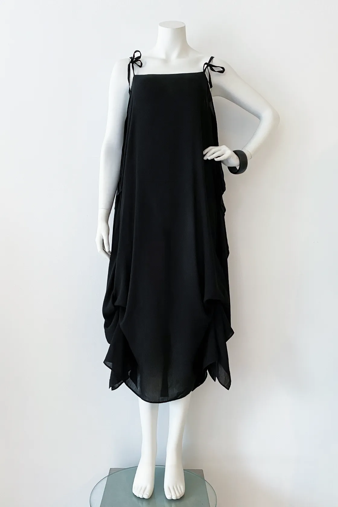 Roxanna Dress in Black Delphi