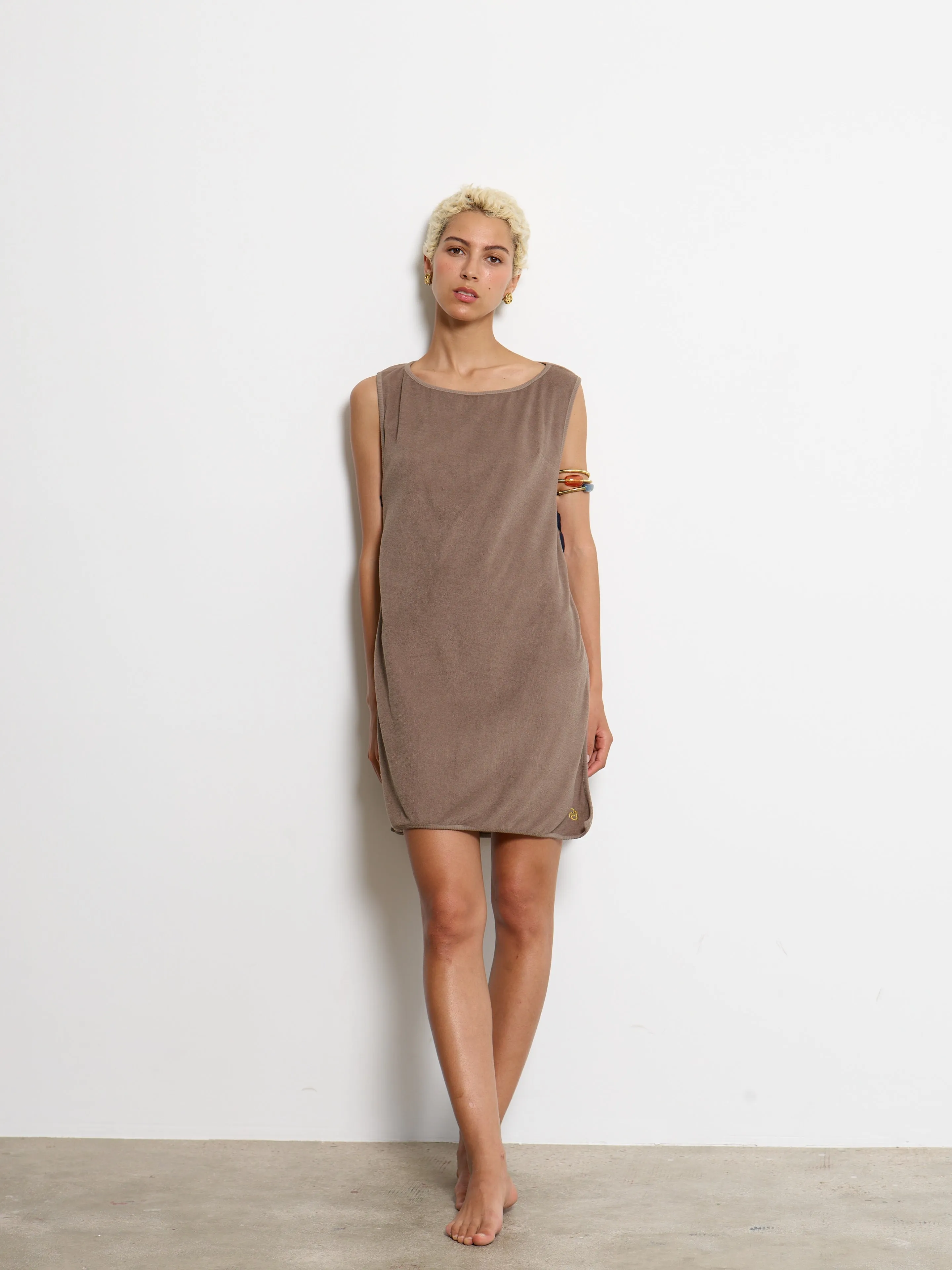 SLEEVELESS KNOTTED DRESS TAUPE