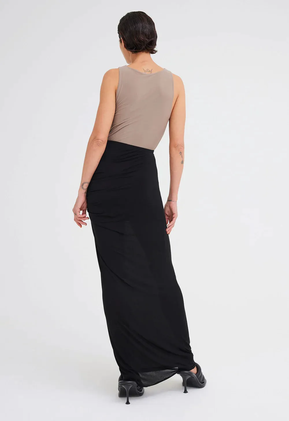 Slink Italian Jersey Skirt in Black