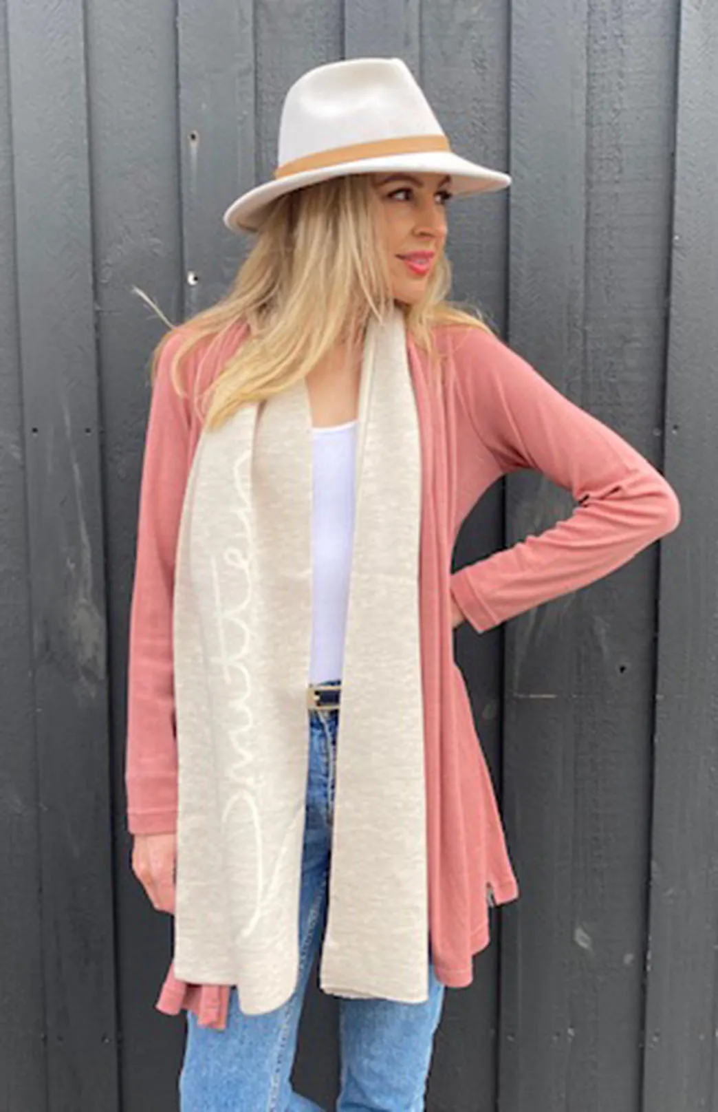 Smitten Logo Classic Knitted Scarf