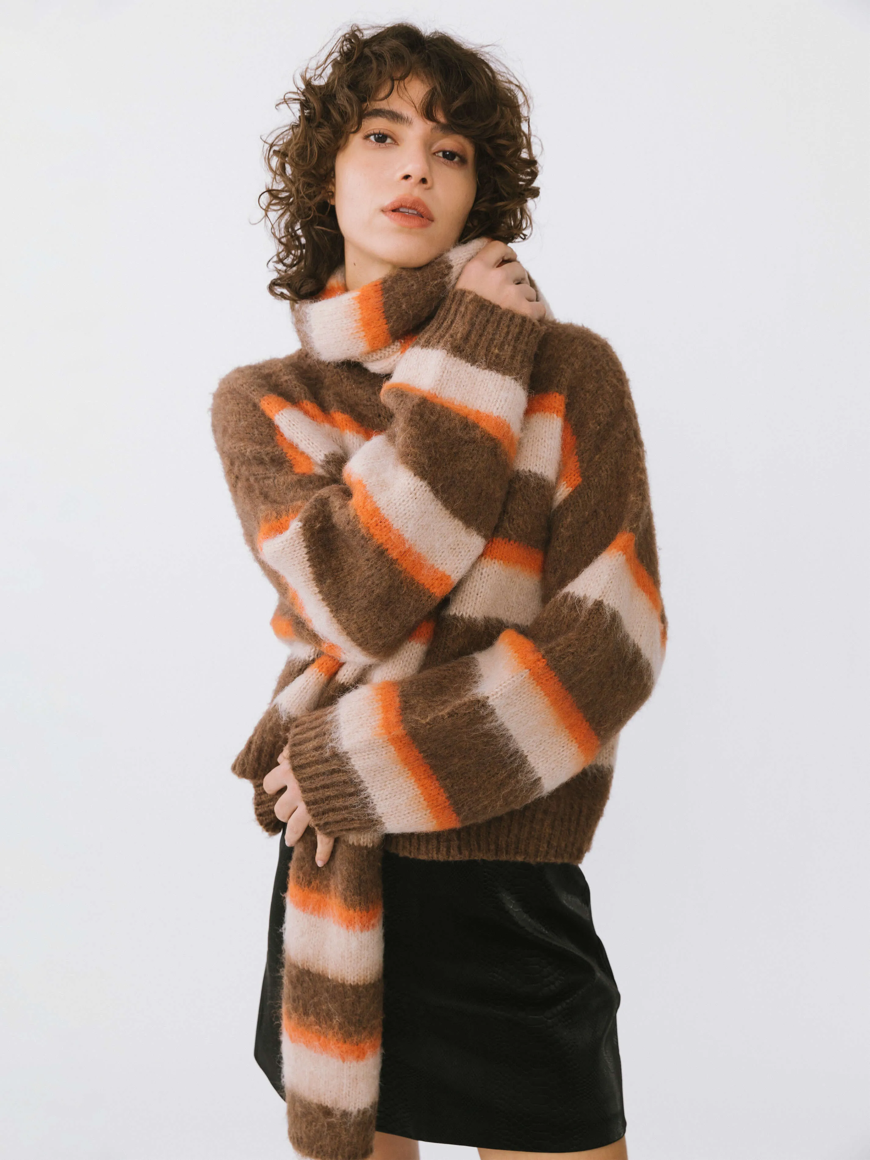Striped Color Block Wool Knit Cardigan With Scarf