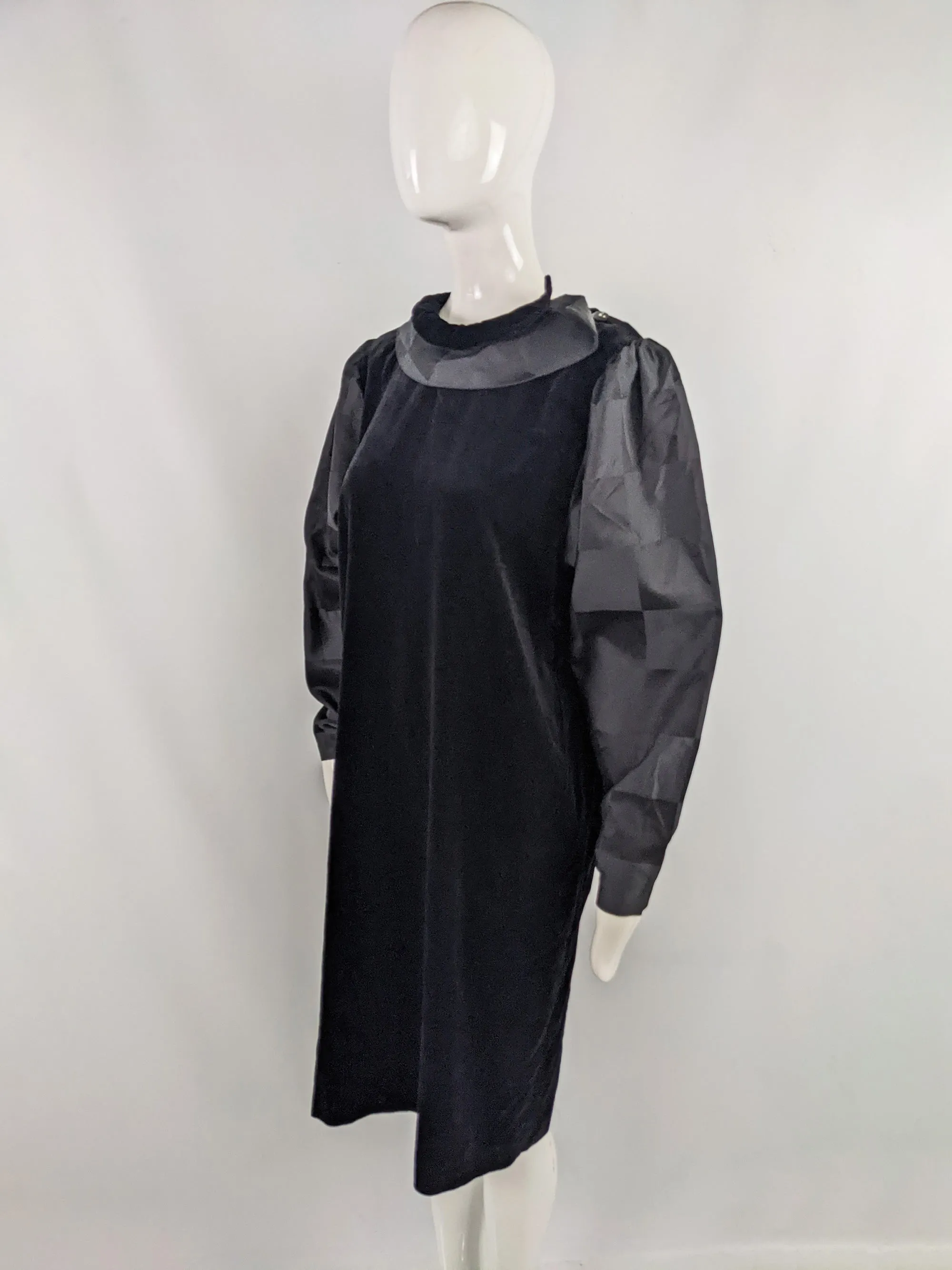 Vintage 1980s Black Velvet & Taffeta Balloon Sleeve Party Dress
