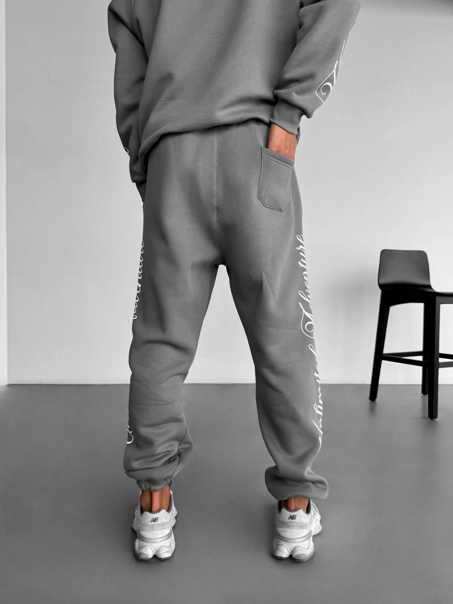 Writing Sweatpants - Anthracite